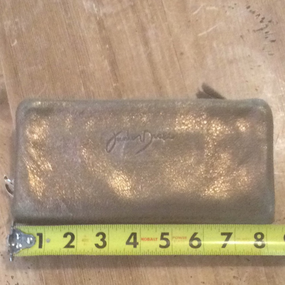 Junior Drake wallet
